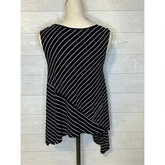 DKNY Jeans black & white striped geometric tank top Size Medium - Picture 3 of 5